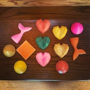 Free Wax Melt with any Purchase!💚💛🧡